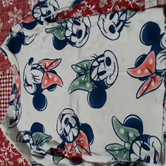 Minnie Mouse PJ Set - Picture 2 of 6